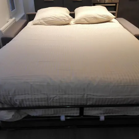 Апартаменты Delarnor - Confort Et Serenite Сен-Кантен