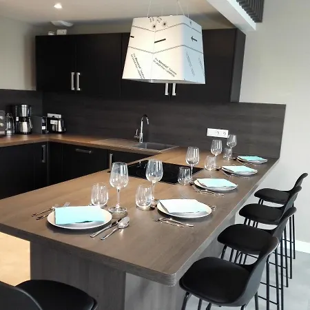 Delarnor - Confort Et Serenite Апартаменты *