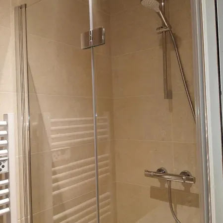 Delarnor - Confort Et Serenite * Сен-Кантен