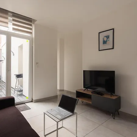 Delarnor - Confort Et Serenite Apartament *